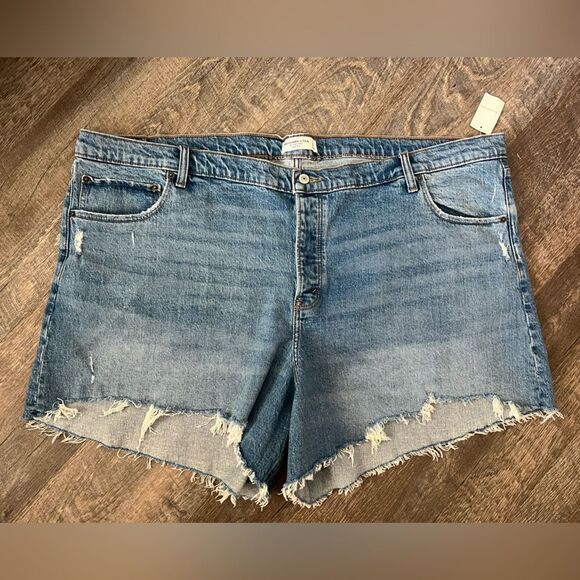 Abercrombie and Fitch High Rise Dad Short- Size 37/24 - Picture 1 of 7